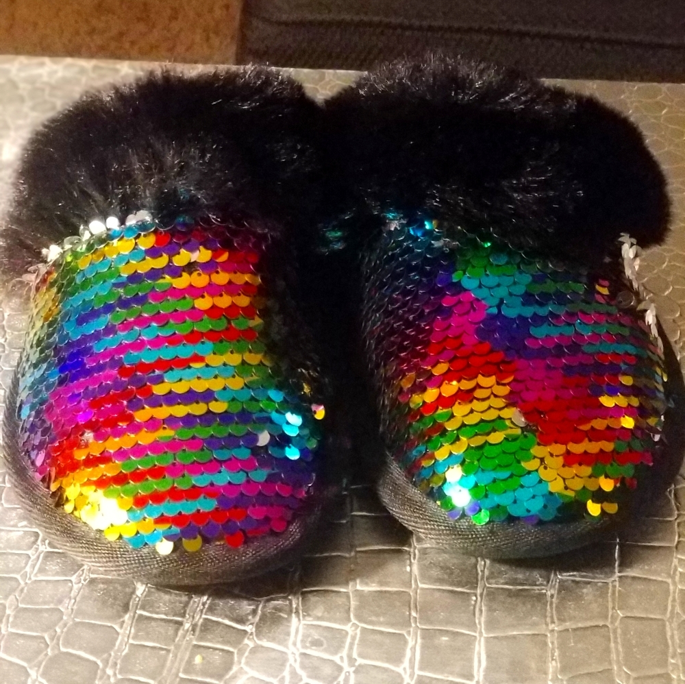 Jessica Simpson slippers kids